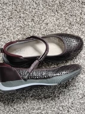 Jambu Bailey Mary Jane Shoe
